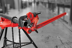 Эксплуатация сложнорычажного трубного ключа Ridgid S-8A